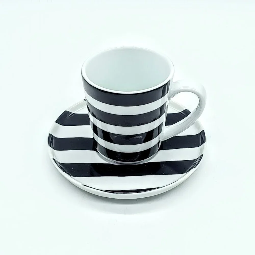 Crate & Barrel Demitasse Porcelain Espresso Cup Saucer 8-Pc Set